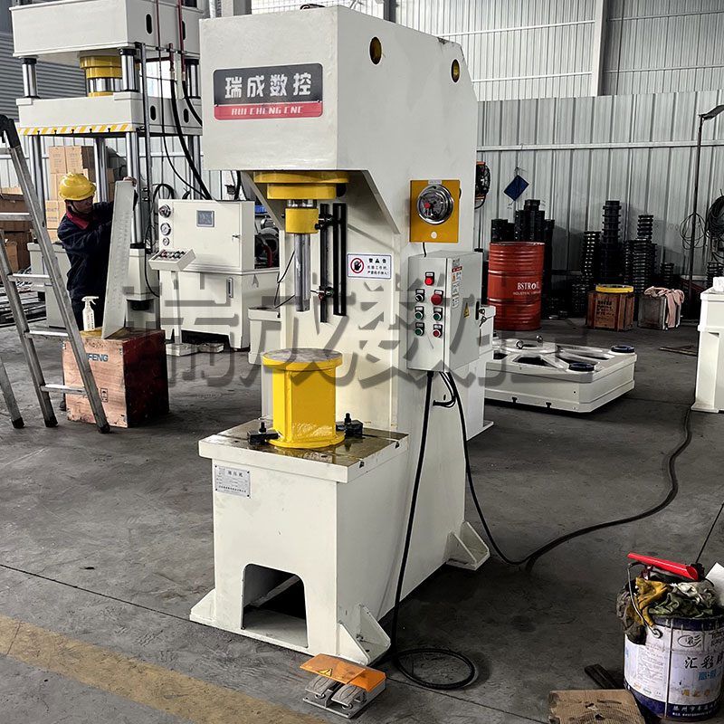 63噸單臂液壓機，熱處理金屬件校平機