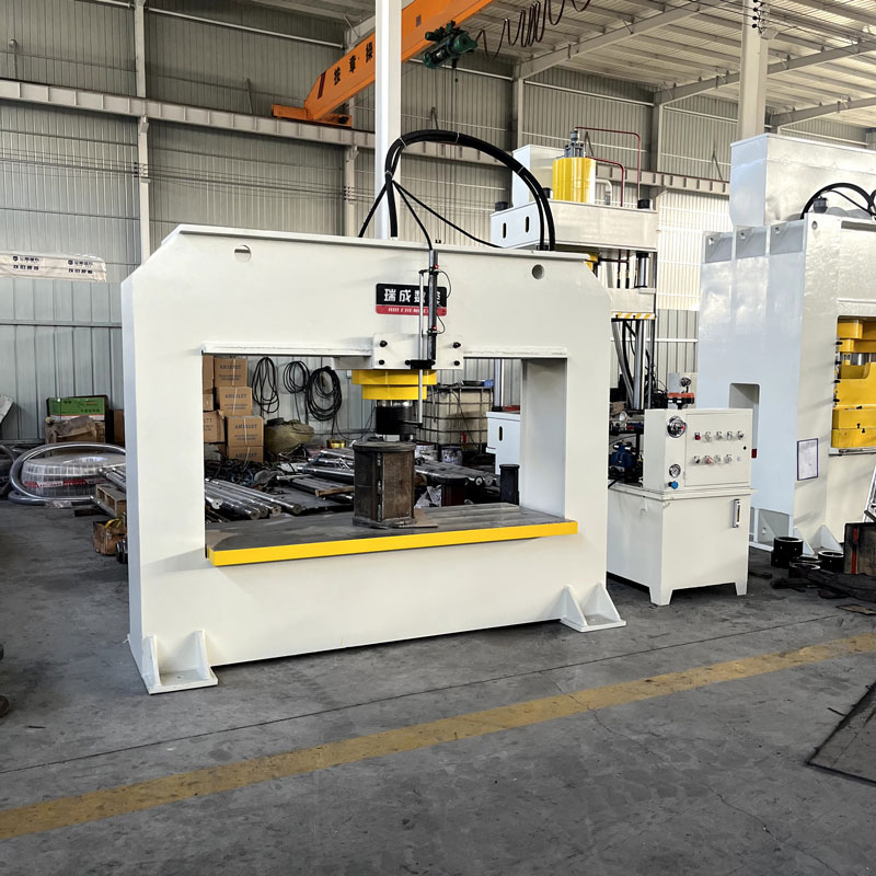 150噸可移動龍門液壓機  150T移動遙控龍門液壓機