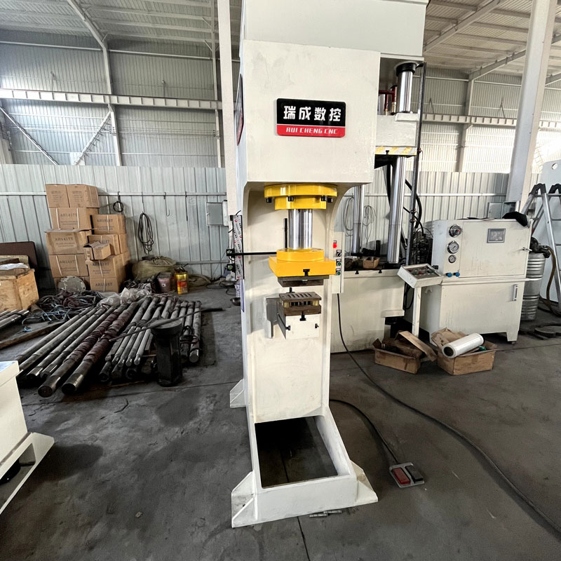 帕斯卡定律加力臂原理，雙劍合璧打造強(qiáng)大壓力輸出