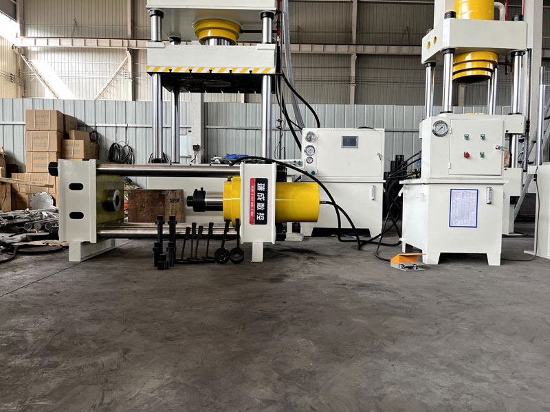 一文讀懂液壓機(jī)，工業(yè)生產(chǎn)的得力助手  