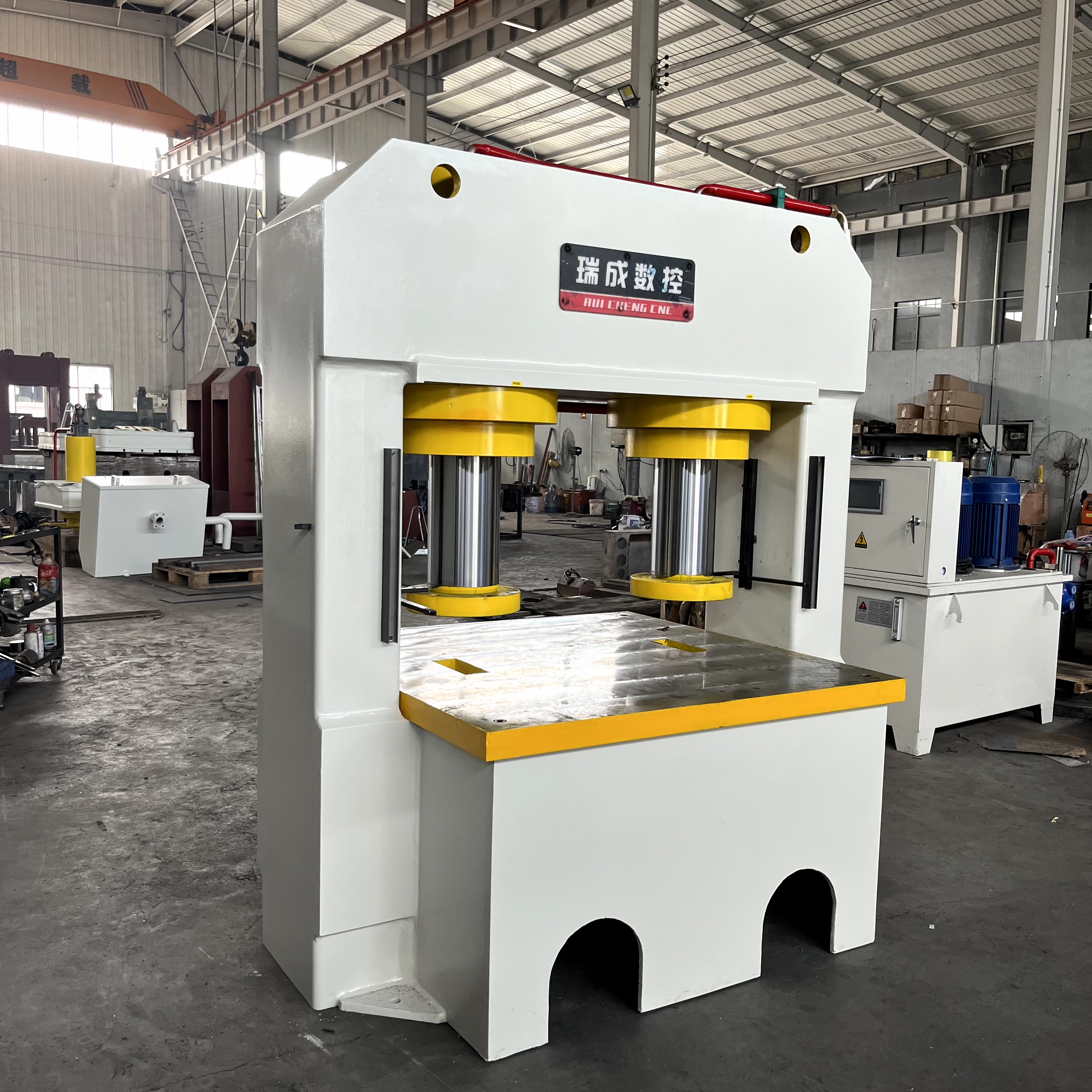 320T雙缸龍門(mén)液壓機(jī)帶有雙落料孔