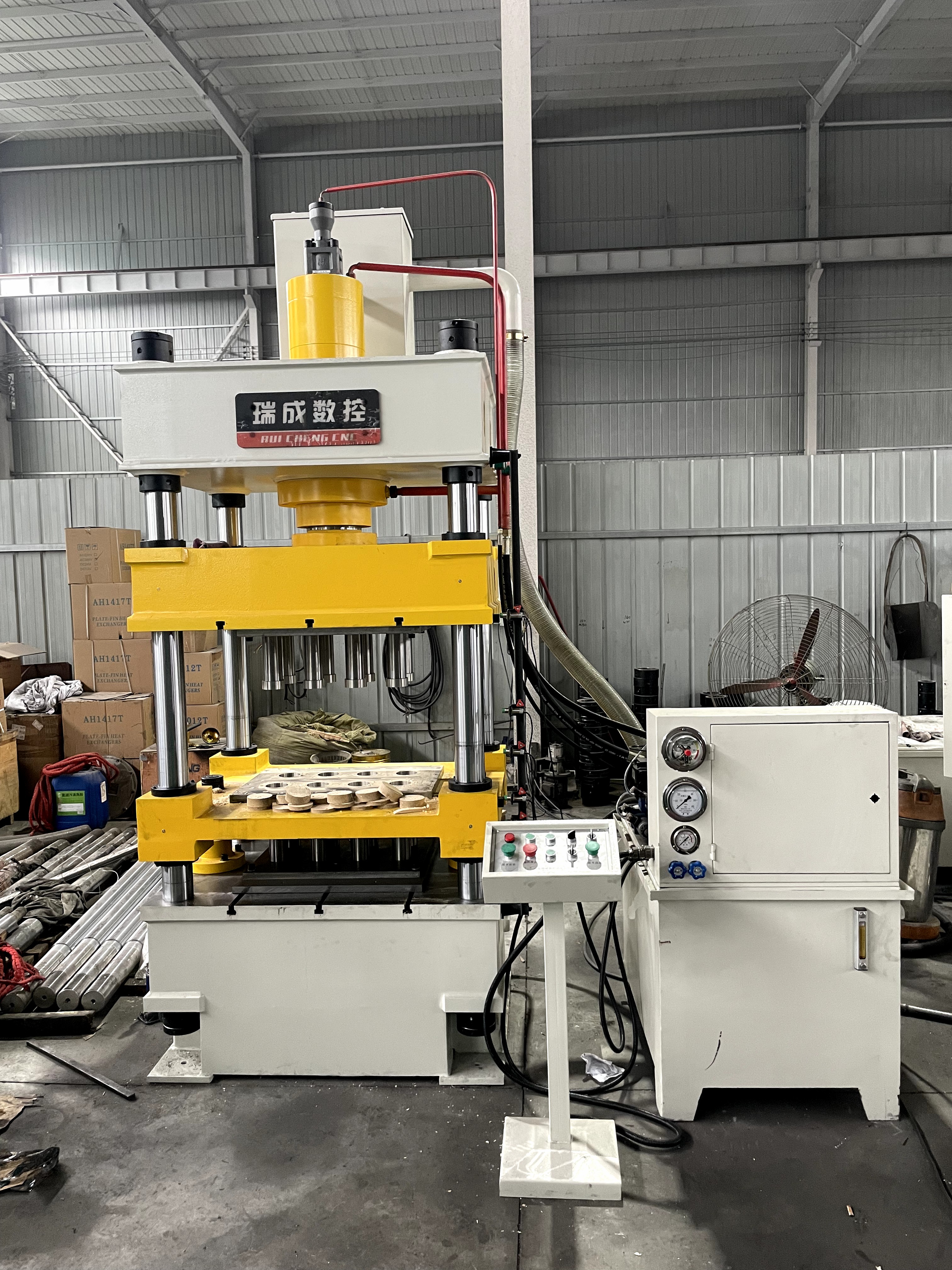 100T四梁四柱粉末成型液壓機(jī)