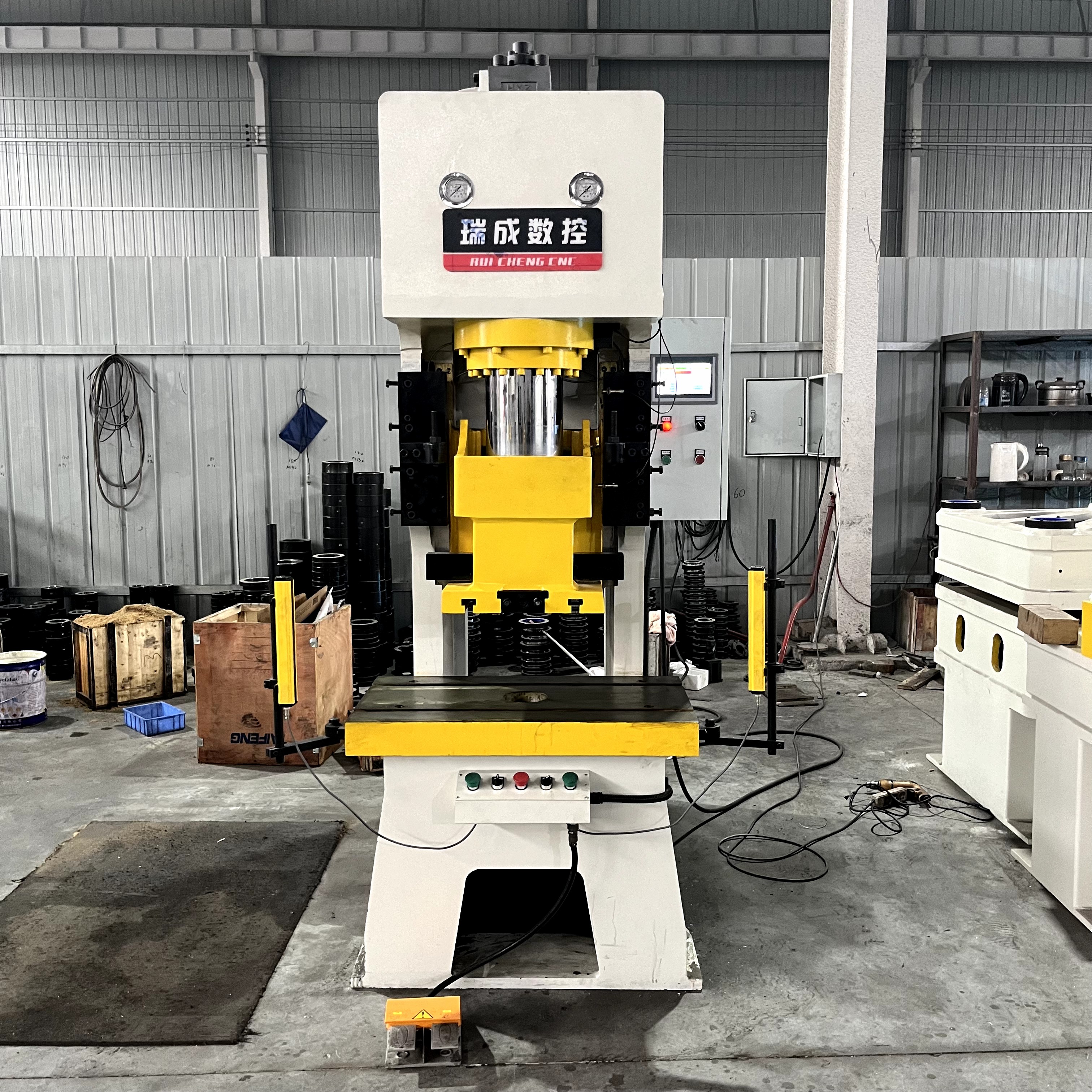 80T液壓沖床：高效加工新標桿