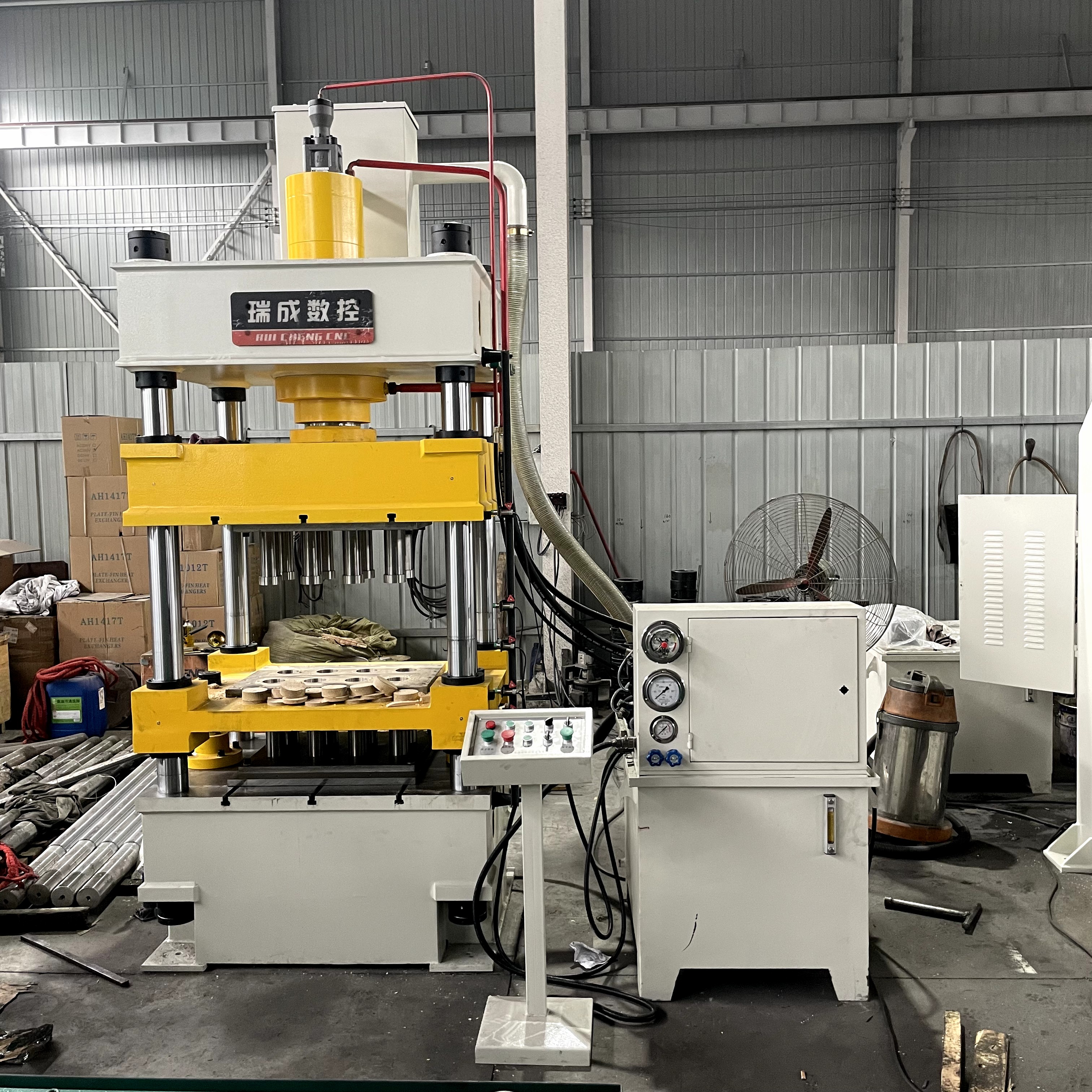 100T四梁四柱粉末成型液壓機