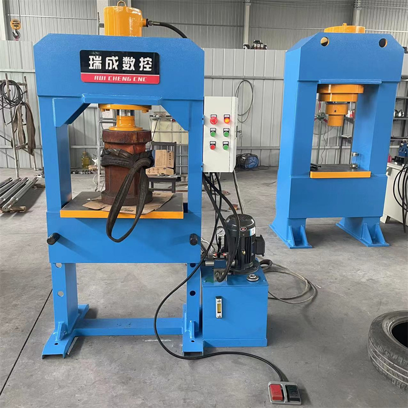 1000t大型龍門液壓機(龍門液壓機制作視頻)