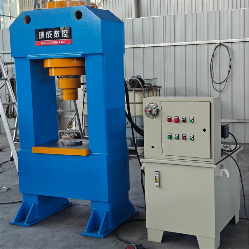 200噸龍門液壓機(龍門架液壓機)