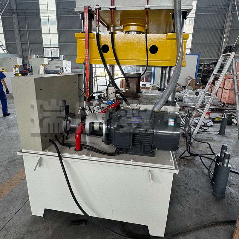 400噸快速四柱液壓機電機